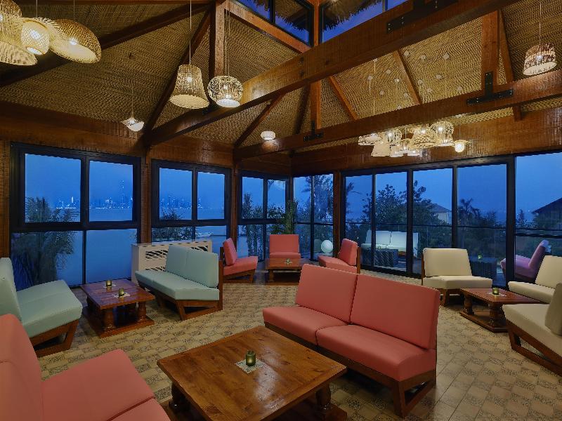 Anantara World Islands Dubai Resort - Lobi