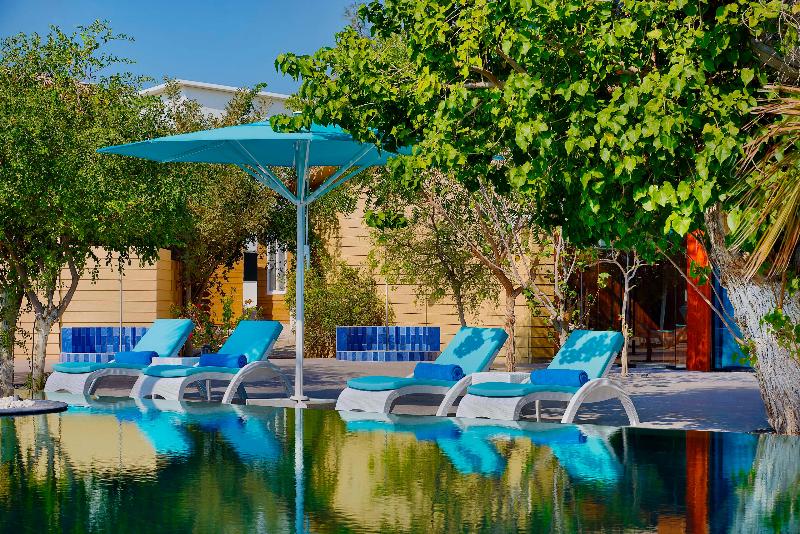 Anantara World Islands Dubai Resort - Havuz