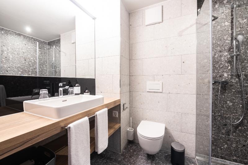 Hotel Krone Churwalden - Oda