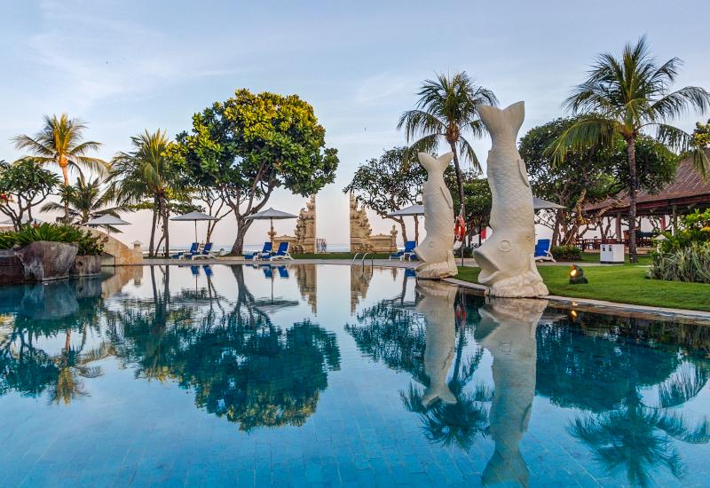 Discovery Kartika Plaza Hotel - Havuz