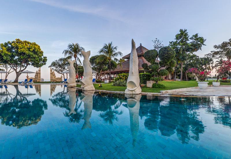 Discovery Kartika Plaza Hotel - Havuz