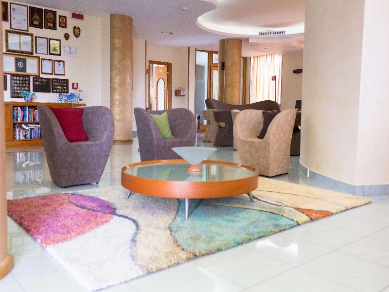 Agora Hotel Sure Hotel Collection By BW - Lobi