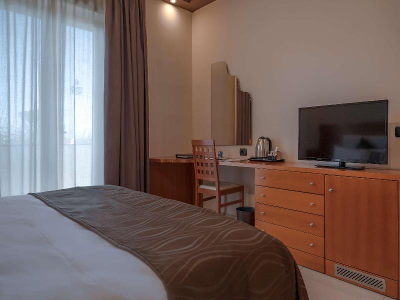 Agora Hotel Sure Hotel Collection By BW - Oda