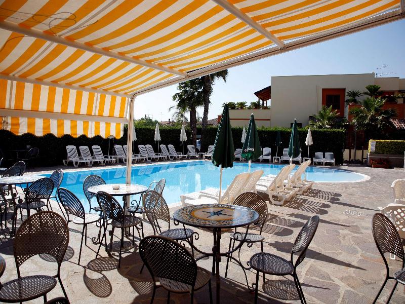 Agora Hotel Sure Hotel Collection By BW - Havuz