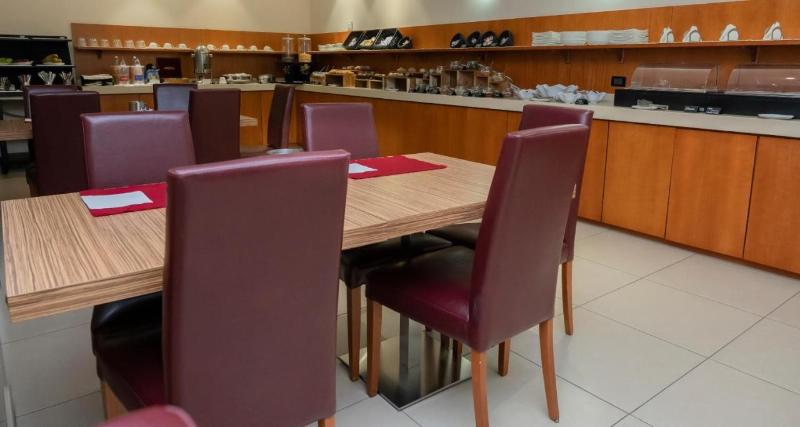 Agora Hotel Sure Hotel Collection By BW - Restoran