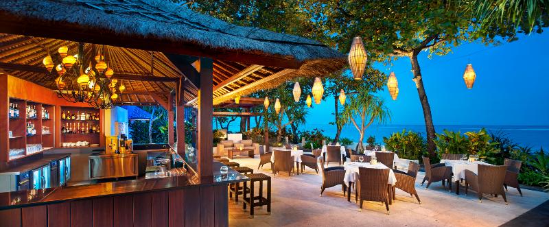The Laguna Resort & Spa - Bar