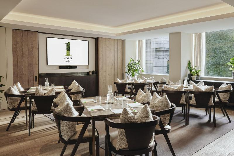 1 Hotel Mayfair - Toplantı