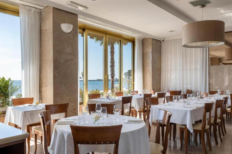 B&B Hotel Diano Marina - Restoran