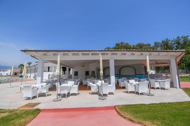 Marina Torre Navarrese Resort - Bar
