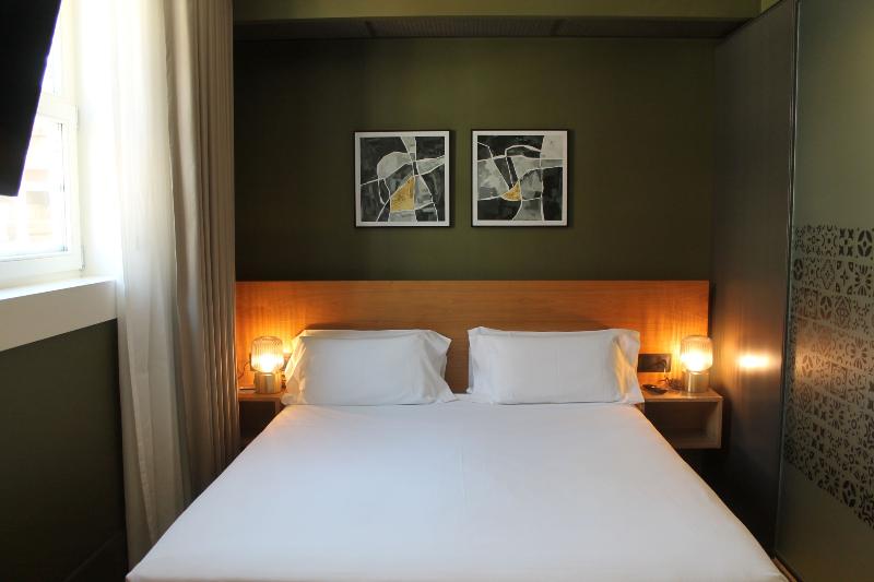 Oca Ribeira Do Porto Apartamentos - Oda