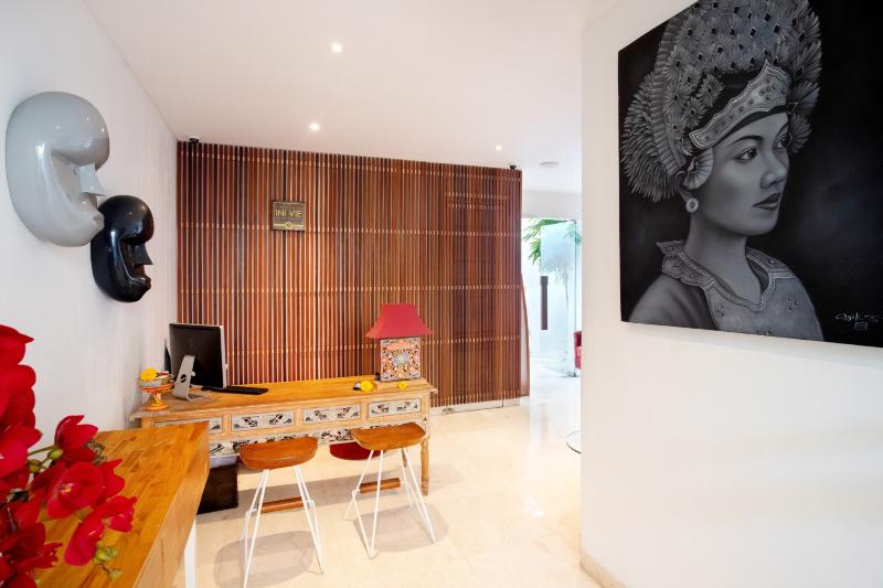 The Jimbaran Beach Villa by Ini Vie Hospitality - Lobi