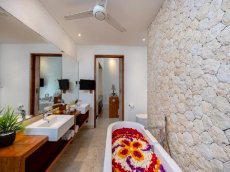 The Jimbaran Beach Villa by Ini Vie Hospitality - Oda
