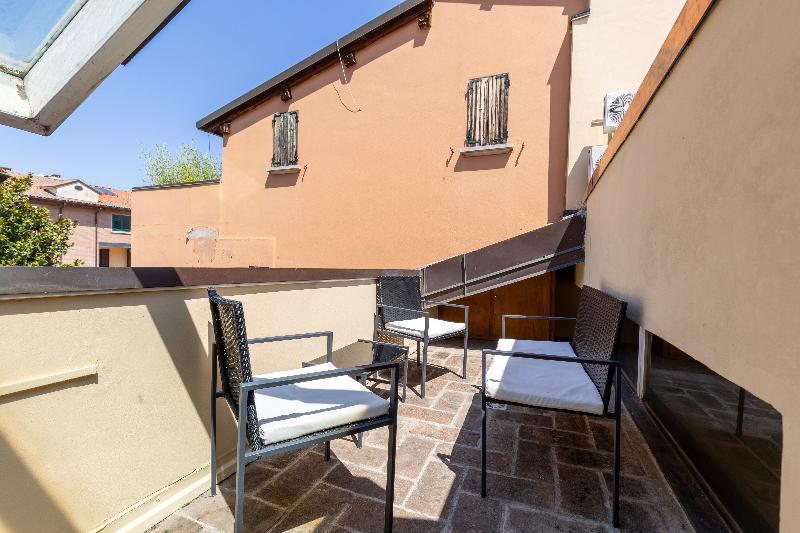 BolognaRoomscom - Frassinago Deluxe - Oda