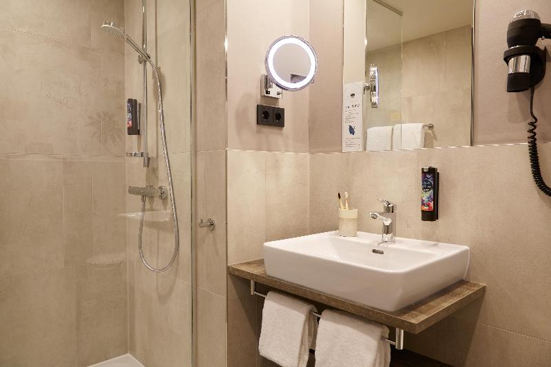Holiday Inn - the niu, Hub Dusseldorf Messe - Oda