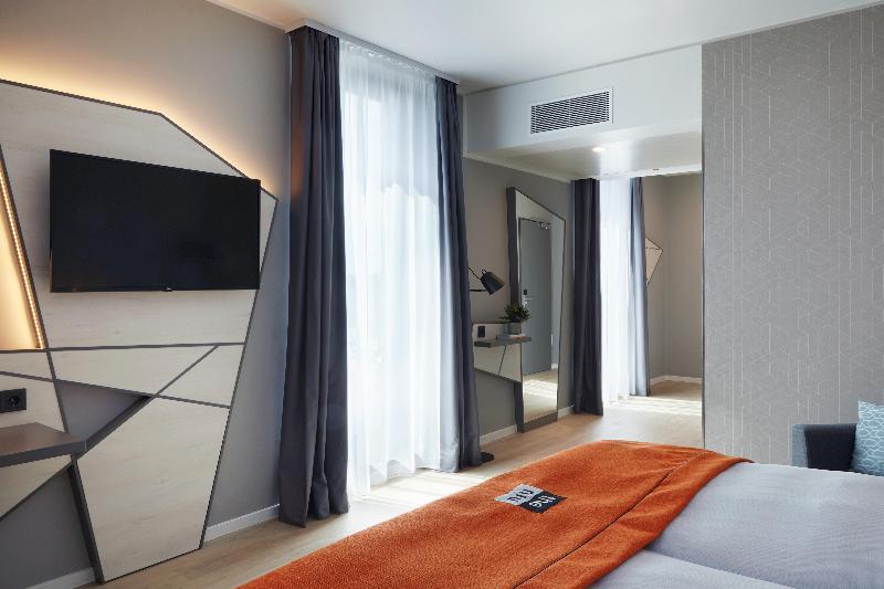 Holiday Inn - the niu, Hub Dusseldorf Messe - Oda