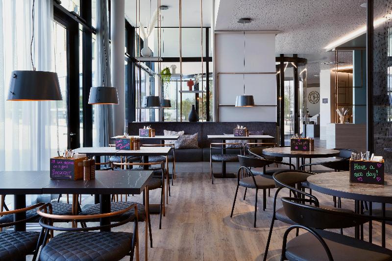 Holiday Inn - the niu, Hub Dusseldorf Messe - Restoran