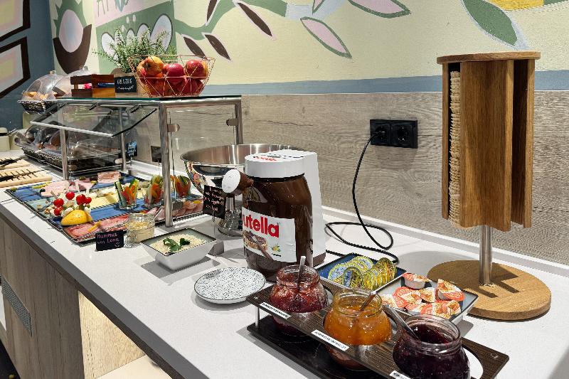 Holiday Inn - the niu, Yen Hamburg City - Restoran