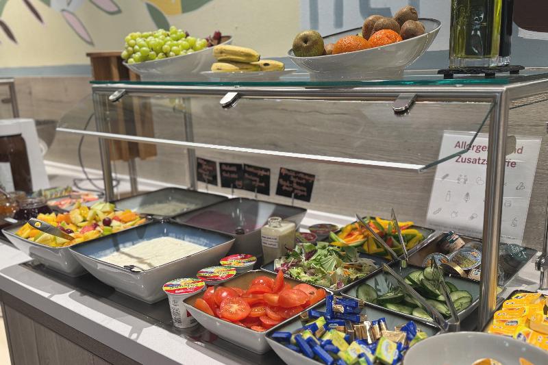 Holiday Inn - the niu, Yen Hamburg City - Restoran