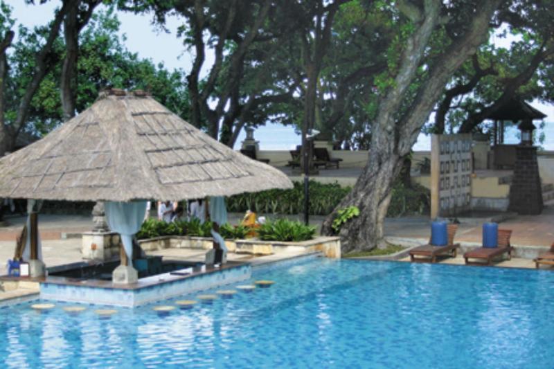 The Jayakarta Bali Beach Resort & Spa - Havuz