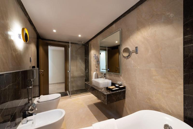 Warwick Riyadh Hotel - Oda
