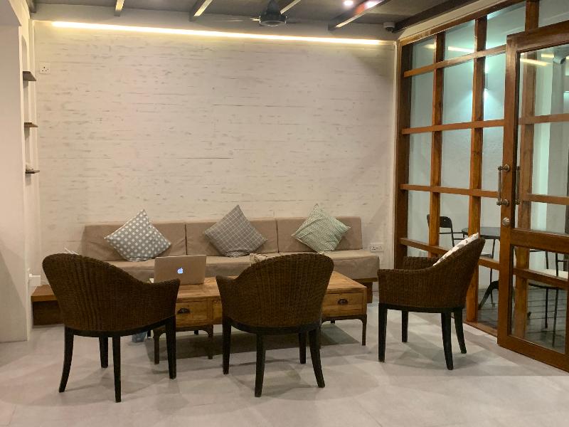 Courtyard Guesthouse - Lobi