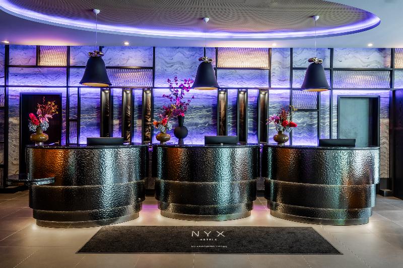 NYX Hotel Hamburg - Lobi