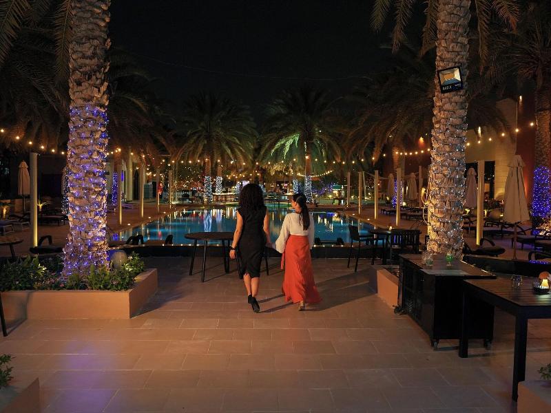 Sheraton Oman - Bar
