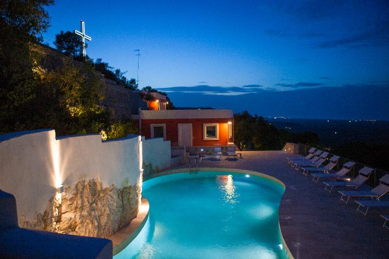 Monte Sarago Villas - Havuz