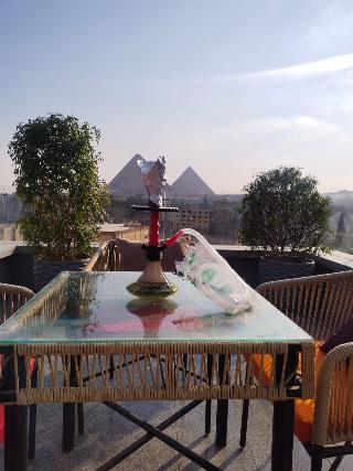 Pyramid Front Hotel fotoÄŸrafÄ±