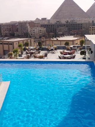Pyramid Front Hotel fotoÄŸrafÄ±
