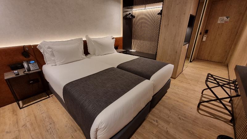 Hotel Principe Avila - Oda