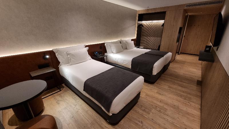 Hotel Principe Avila - Oda