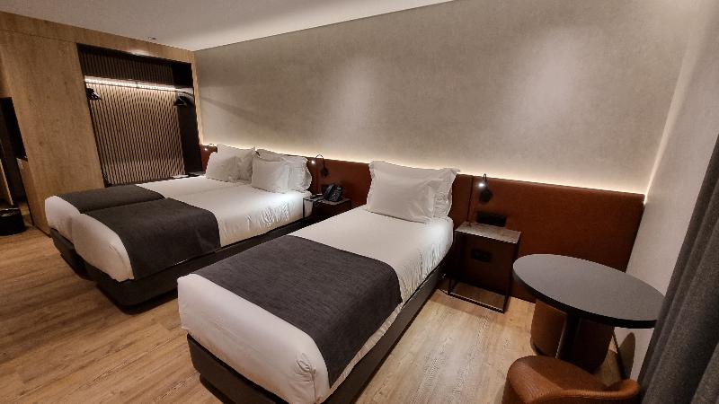 Hotel Principe Avila - Oda