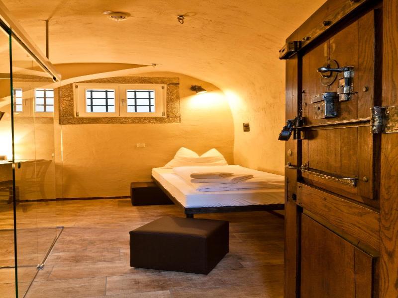 Hotel Fronfeste - Genel