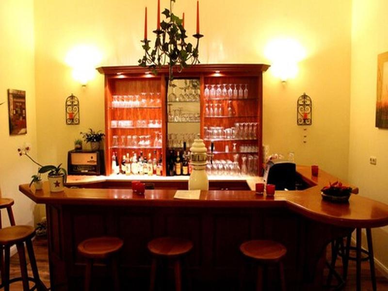 The Avalon Hotel - Bar