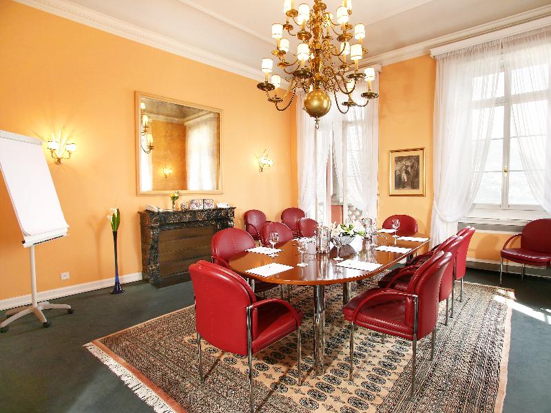 Villa Principe Leopoldo - Toplantı