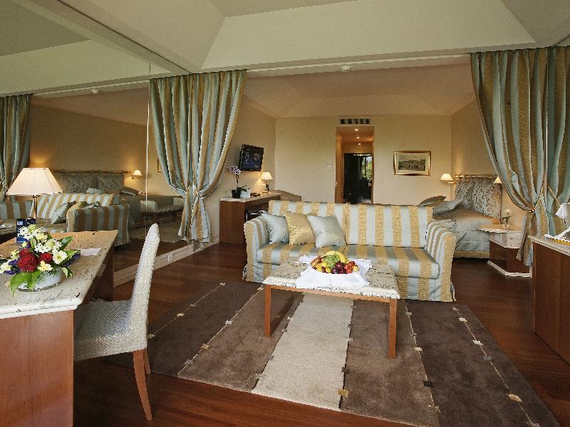 Villa Principe Leopoldo - Oda