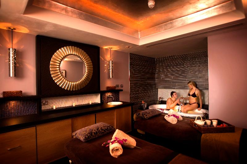 Grosvenor Pulford Hotel & Spa - Havuz