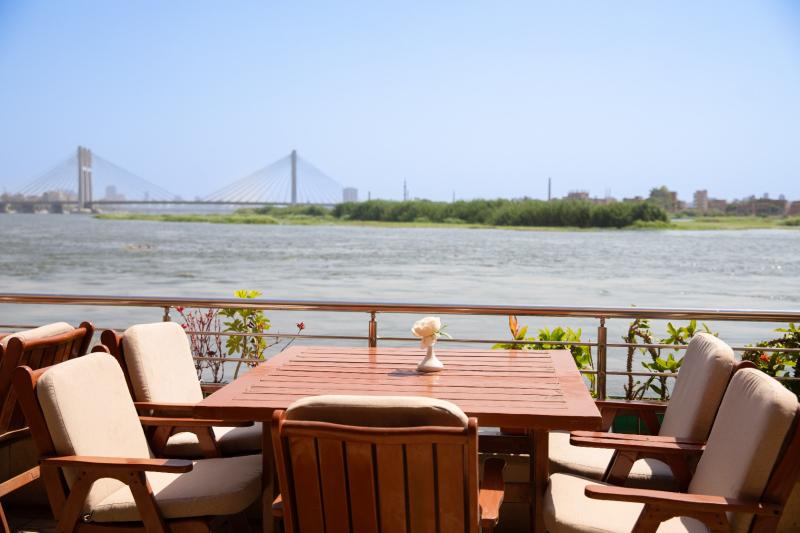 Nile Transport Hotel - Teras