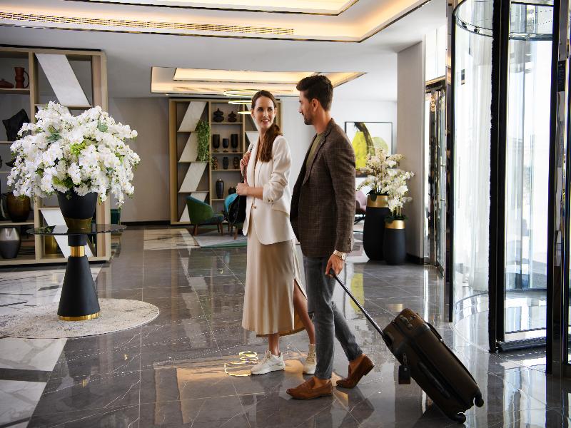 Damac Hills 2 Hotel, An Edge By Rotana Hotel - Lobi
