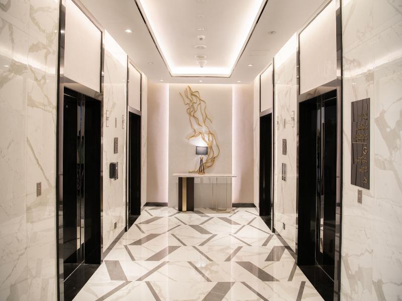 Damac Hills 2 Hotel, An Edge By Rotana Hotel - Lobi