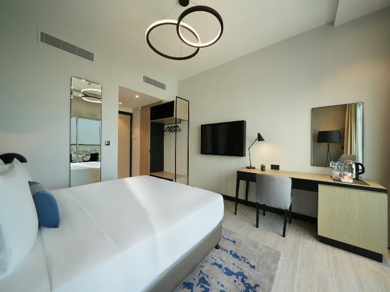 Damac Hills 2 Hotel, An Edge By Rotana Hotel - Oda