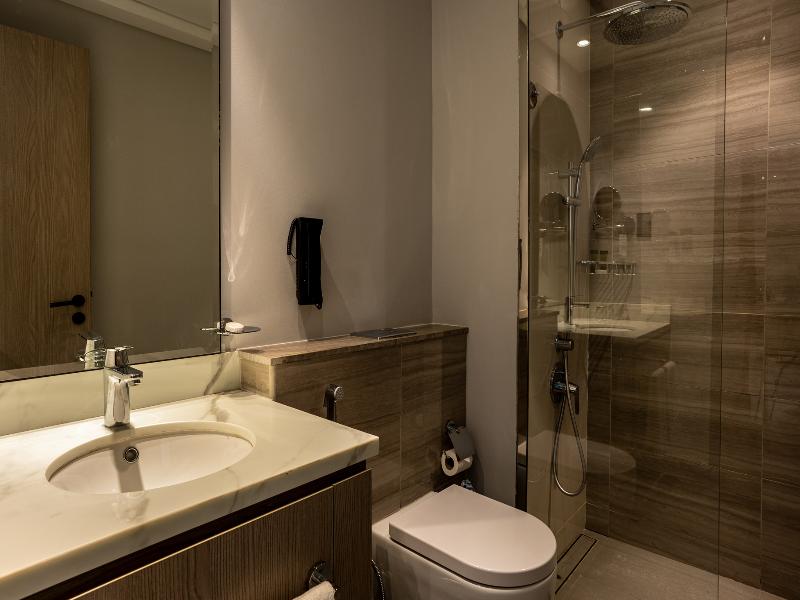 Damac Hills 2 Hotel, An Edge By Rotana Hotel - Oda