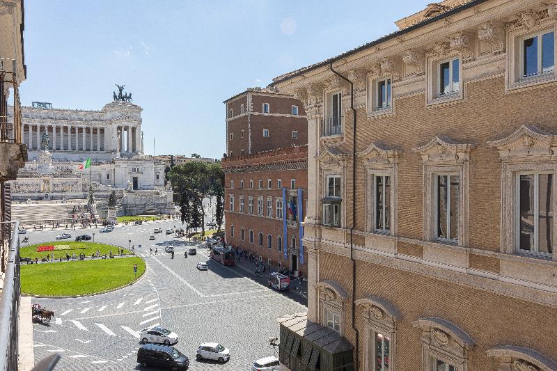 Suite Della Pigna - Genel