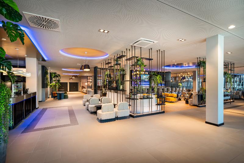 Leonardo Royal Hotel Cologne Bonn Airport - Lobi