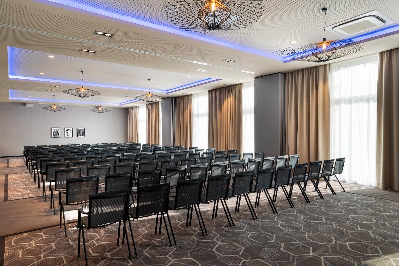 Leonardo Royal Hotel Cologne Bonn Airport - Toplantı