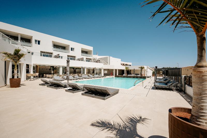 001 Higos Beach Boutique Singular Hotel Residence - Genel