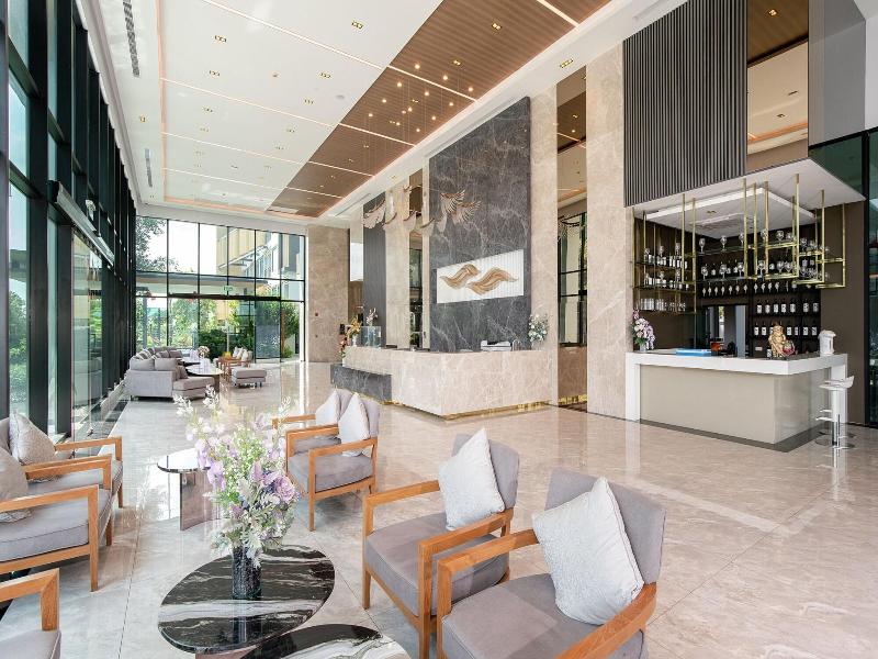 Crystal Srivaree Suvarnabhumi Hotel - Lobi