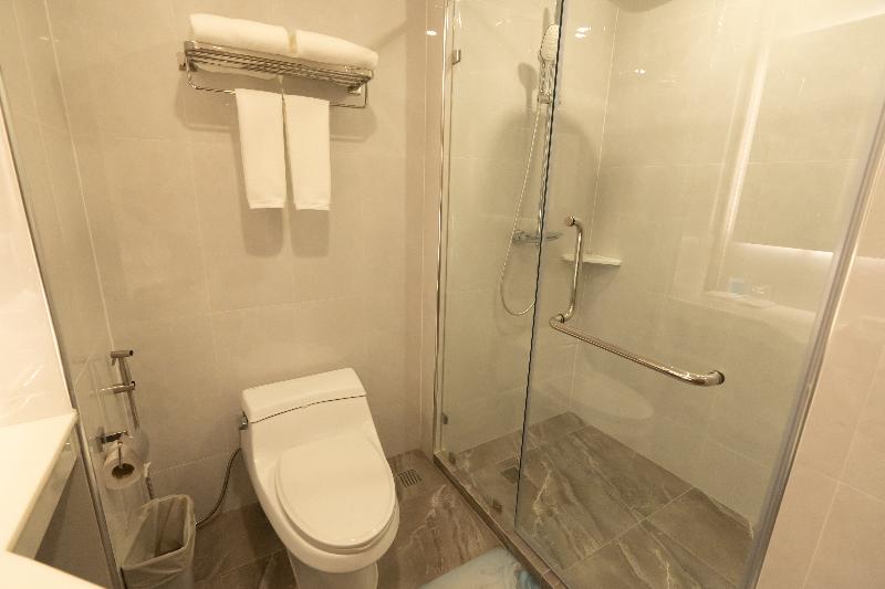 Crystal Srivaree Suvarnabhumi Hotel - Oda