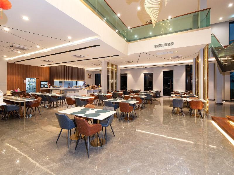 Crystal Srivaree Suvarnabhumi Hotel - Restoran